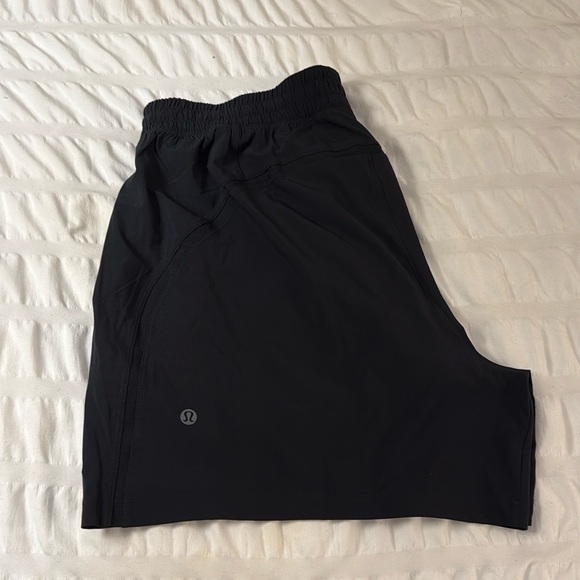 lululemon athletica Other - Pace breaker 5in lined